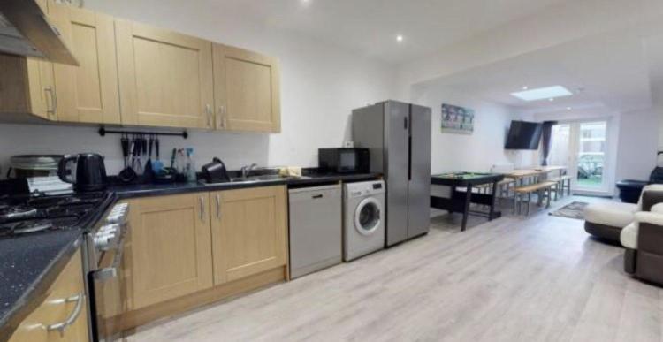Myrtle 10 Bedrooms Sleeps 28, 2 Min To Holiday home