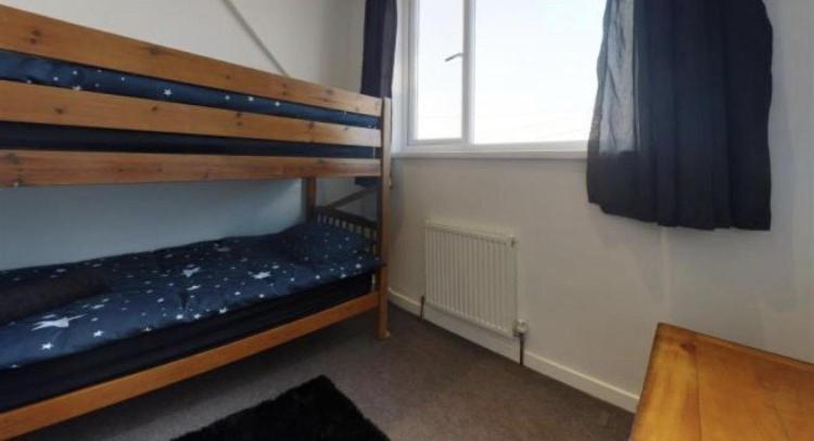 Myrtle 10 Bedrooms Sleeps 28, 2 Min To Holiday home Weymouth